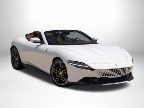 Used 2024 Ferrari Roma Spider RWD image 1