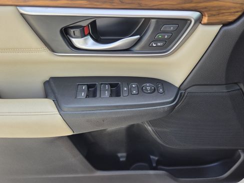 Used 2022 Honda CR-V Touring image 37