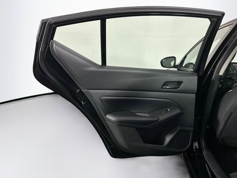 Used 2025 Nissan Altima 2.5 SV image 24