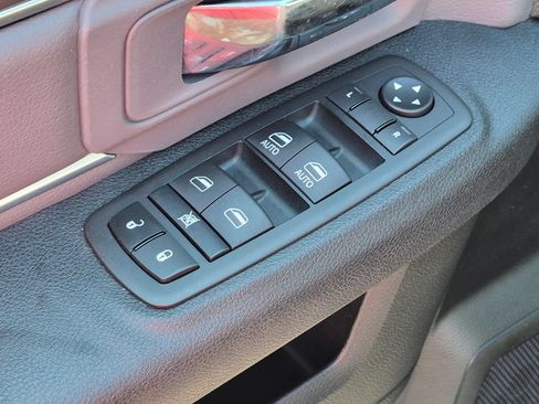 Used 2024 RAM 1500 Classic SLT AWD/4WD image 14
