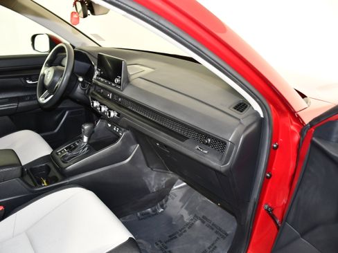 Certified 2024 Honda CR-V EX image 40