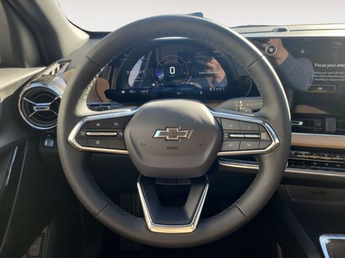 New 2026 Chevrolet Equinox ACTIV w/ Safety and Technology Package image 16