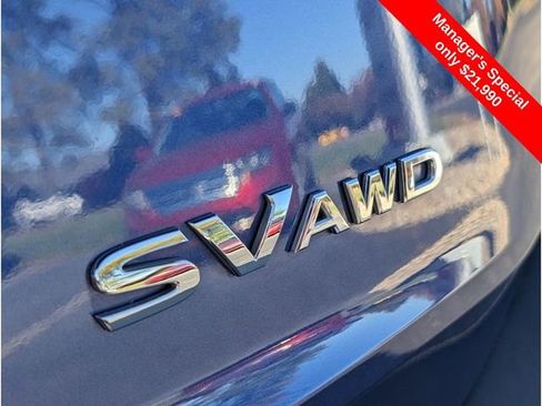 Certified 2023 Nissan Rogue SV image 10