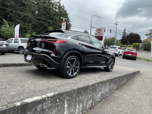 Used 2023 INFINITI QX55 Sensory w/ Lighting Package AWD/4WD image 8