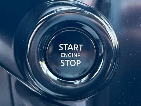 New 2026 Nissan Pathfinder SV image 28