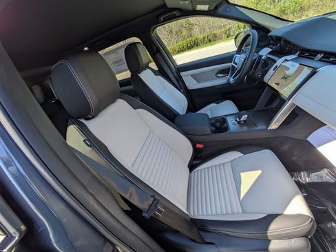 New 2026 Land Rover Discovery Sport Landmark AWD/4WD image 30