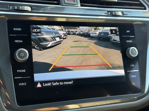 Certified 2024 Volkswagen Tiguan SE R-Line FWD image 24