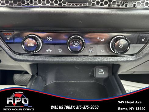 Used 2023 Honda HR-V Sport image 25