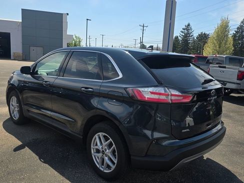 Certified 2024 Ford Edge SEL w/ Convenience Package AWD/4WD image 4