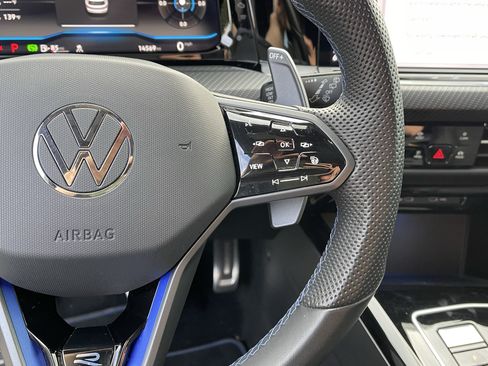 Used 2024 Volkswagen Golf R AWD/4WD image 22
