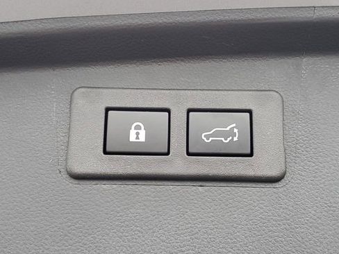 Certified 2025 Subaru Outback Wilderness AWD/4WD image 9