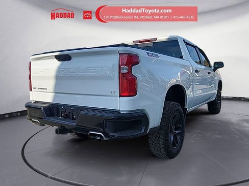 Used 2024 Chevrolet Silverado 1500 LT Trail Boss w/ Convenience Package II AWD/4WD image 5