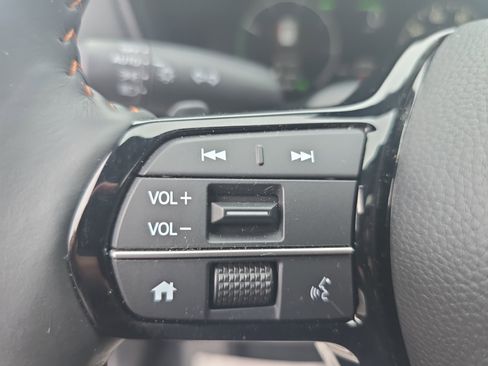 Used 2024 Honda CR-V Sport Touring image 17