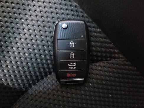 Used 2019 Kia Optima LX w/ LX 17" Wheel Package FWD image 32