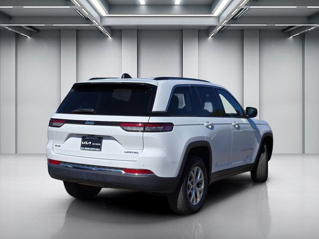 Used 2023 Jeep Grand Cherokee Limited AWD/4WD image 4