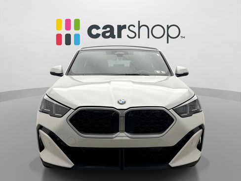 Used 2026 BMW X2 xDrive28i AWD/4WD image 6