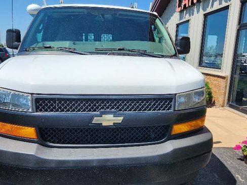 Used 2019 Chevrolet Express 2500 w/ Safety Package RWD image 3