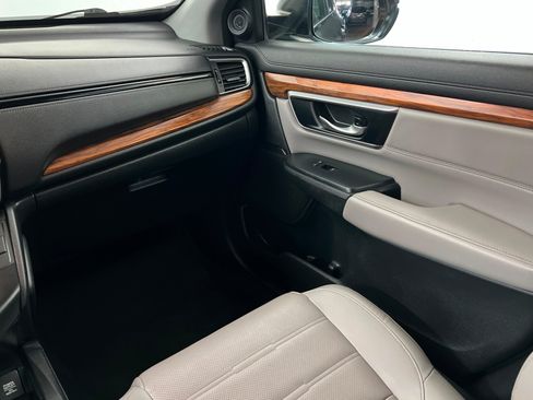 Used 2017 Honda CR-V Touring image 10