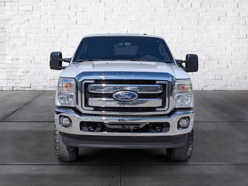 Used 2012 Ford F250 Lariat w/ Lariat Interior Pkg image 6