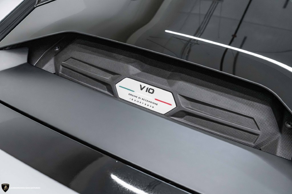Used 2020 Lamborghini Huracan EVO AWD/4WD image 20