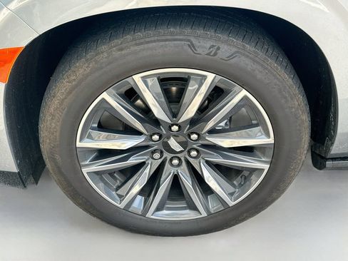 Used 2023 Cadillac Escalade Sport Platinum AWD/4WD image 34