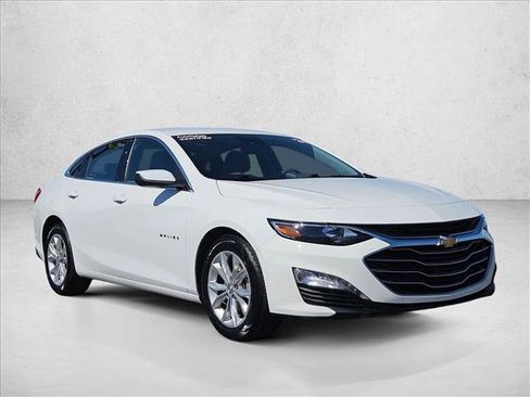 Used 2024 Chevrolet Malibu LT image 3