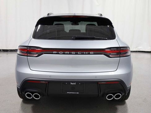 Certified 2026 Porsche Macan image 7