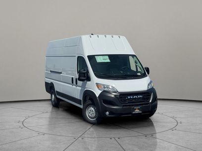 New 2025 RAM ProMaster 3500 w/ Premium Convenience Group