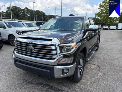 Used 2019 Toyota Tundra Limited w/ Limited Premium Package