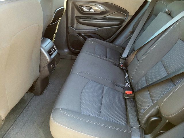 Certified 2024 GMC Terrain SLE w/ Driver Convenience Package FWD image 11