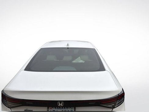 Used 2023 Honda Accord EX image 3
