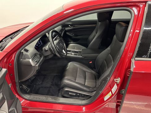 Used 2019 Honda Accord Sport image 9