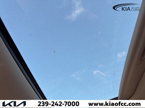 Certified 2023 Kia Telluride S w/ S Sunroof Package image 24