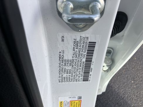 Used 2024 Honda Civic LX image 30