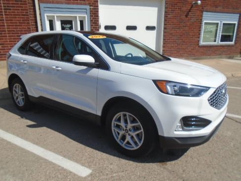 Used 2024 Ford Edge SEL w/ Convenience Package AWD/4WD image 12
