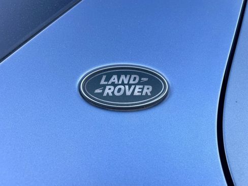 Used 2018 Land Rover Discovery Sport HSE image 39