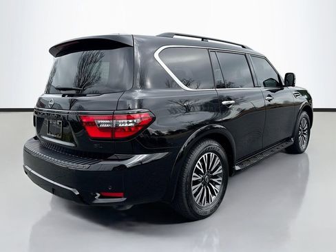 Used 2024 Nissan Armada SL w/ Midnight Edition Package image 7