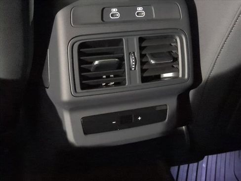 Certified 2025 Audi Q5 Premium Plus w/ Premium Plus image 18