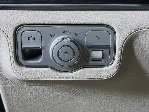 New 2026 Mercedes-Benz GLE 450 4MATIC image 10