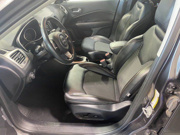Used 2019 Jeep Compass Latitude w/ Popular Equipment Group AWD/4WD image 13