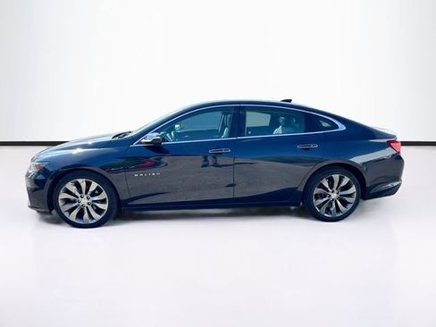 Used 2016 Chevrolet Malibu Premier w/ Driver Confidence Package FWD image 4