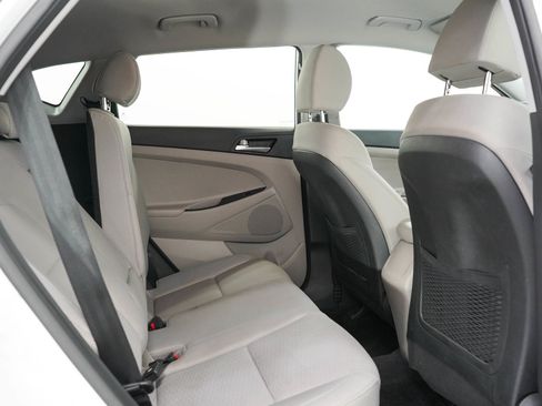 Used 2019 Hyundai Tucson SE FWD image 12