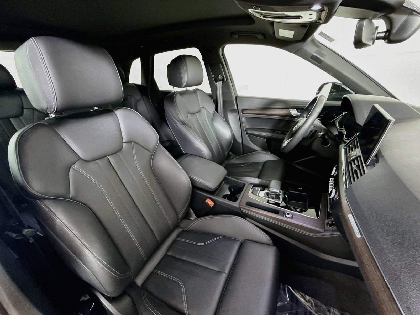 Certified 2024 Audi Q5 e Premium Plus AWD/4WD image 27