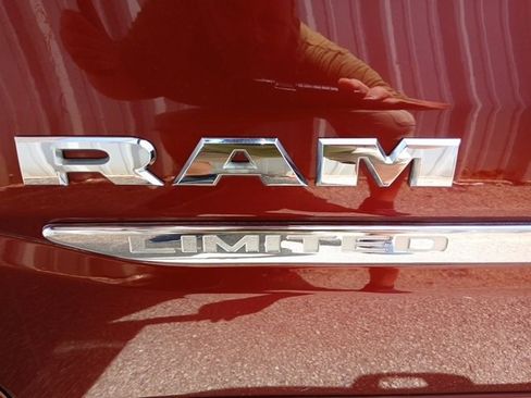 Used 2021 RAM 1500 Limited w/ Body Color Bumper Group image 11