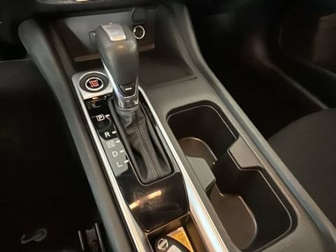 Used 2023 Nissan Sentra SV FWD image 22