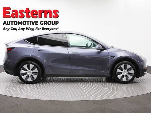 Used 2023 Tesla Model Y Long Range AWD/4WD image 4