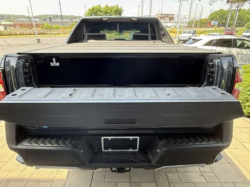 Used 2026 Chevrolet Silverado EV Trail Boss w/ Plus Package AWD/4WD image 8