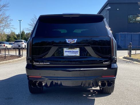 Used 2026 Cadillac Escalade V image 17