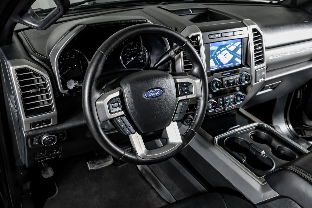 Used 2020 Ford F350 Platinum w/ FX4 Off-Road Package AWD/4WD image 15