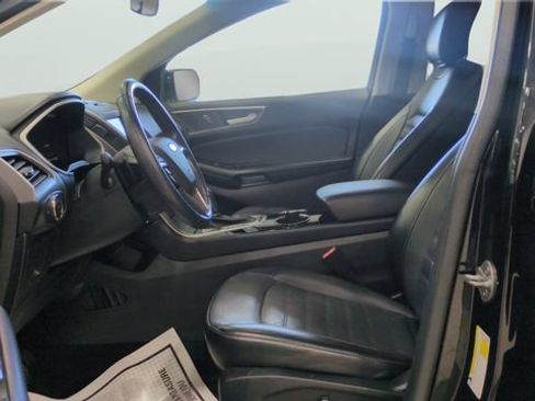 Used 2017 Ford Edge SEL w/ Equipment Group 201A AWD/4WD image 15
